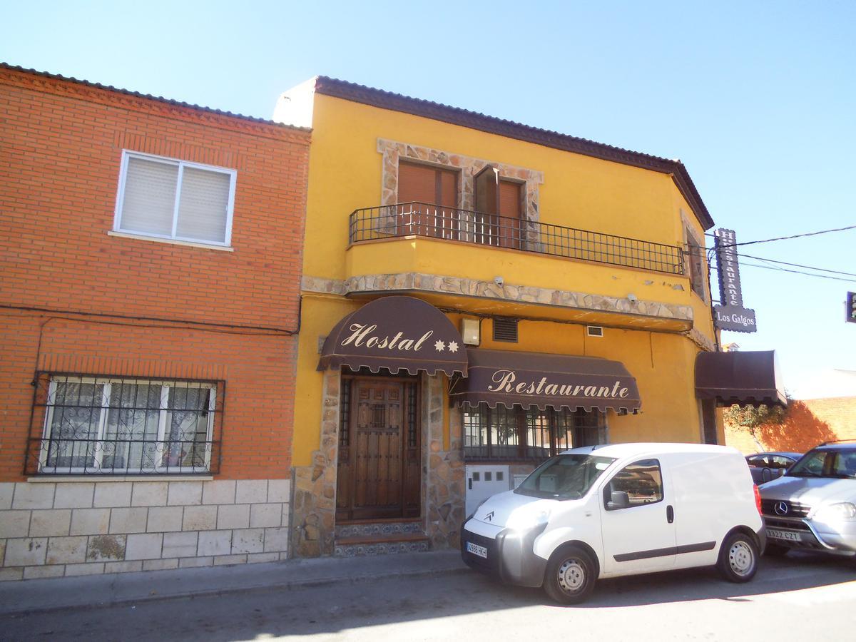 Hostal Los Galgos Yepes Exteriör bild